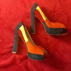 Fun Multicolored Peep Toe Platform Pumps
